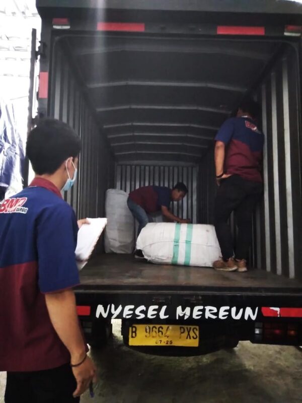 Ekspedisi Jakarta Sorong